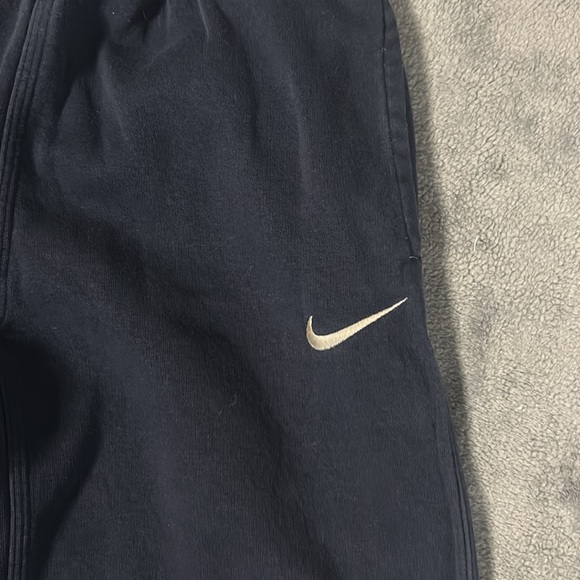 Nike Boys Navy Sweatpants - Picture 4 of 5
